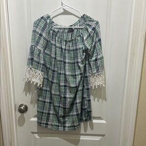 WinWin Green Plaid Lace Tunic